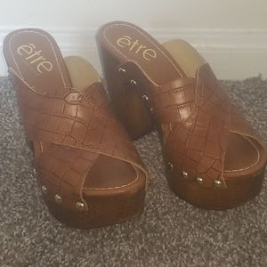 Etre Italian Platform Clog Mule Sandals